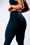 Legging Feminina Preta Yua Stryn
